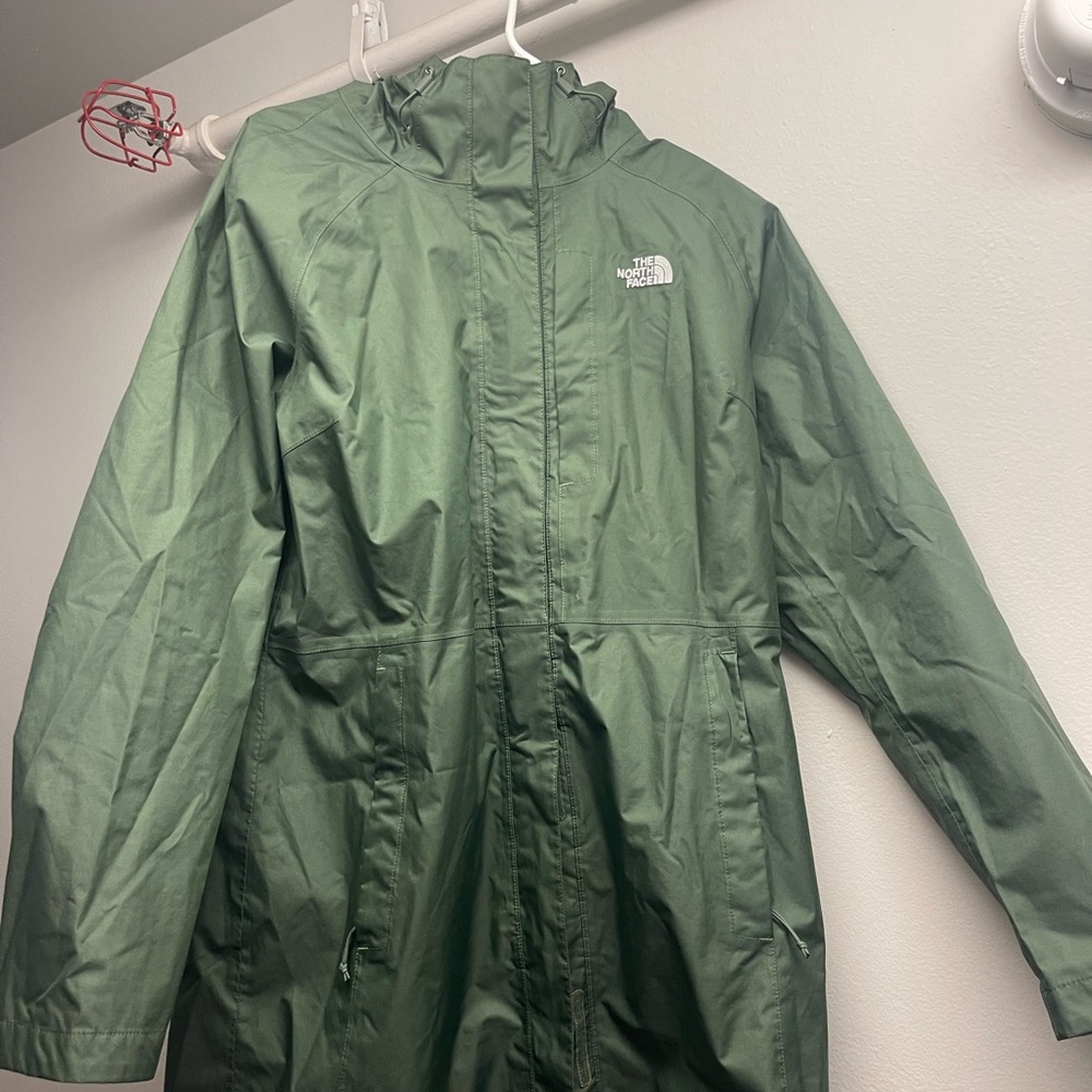 COPY - forest green waterproof rain coat | north face